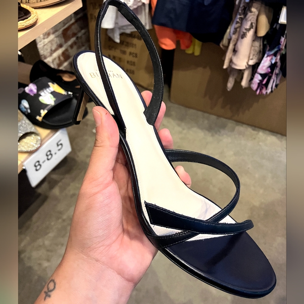 Alexandre Birman Black Strappy Sandals - Picture 2 of 3